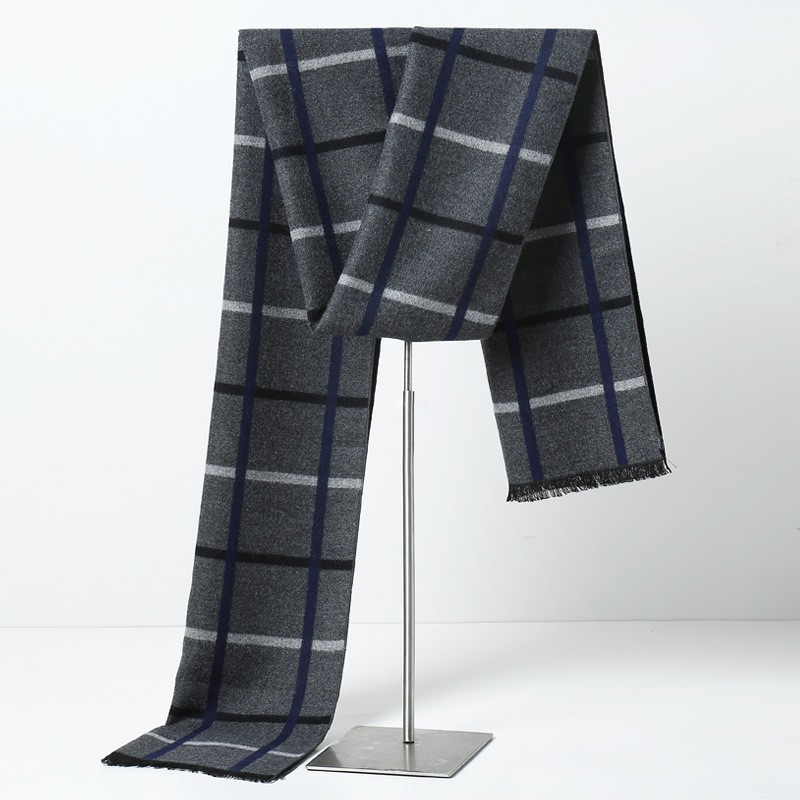 Designer Brand Plaid Men Scarv - огляд і ціна Christmas Throw Blanket
